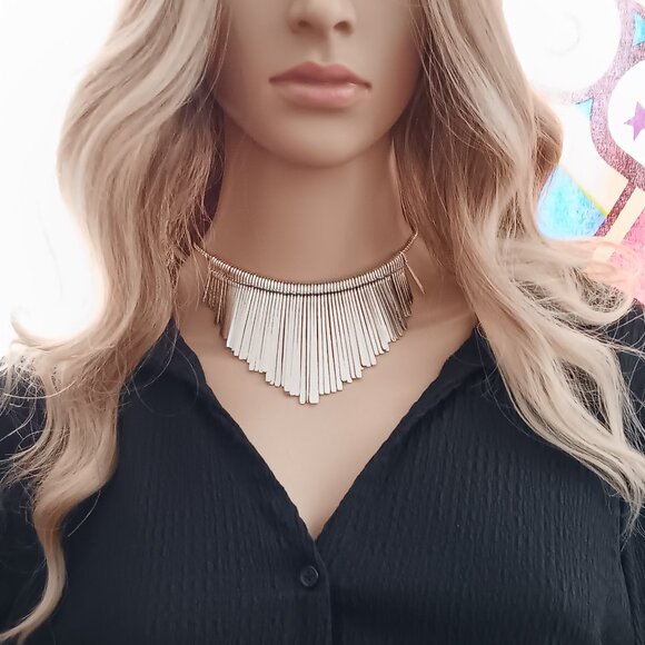 Silver Necklace and Earrings - Picture 1 of 4